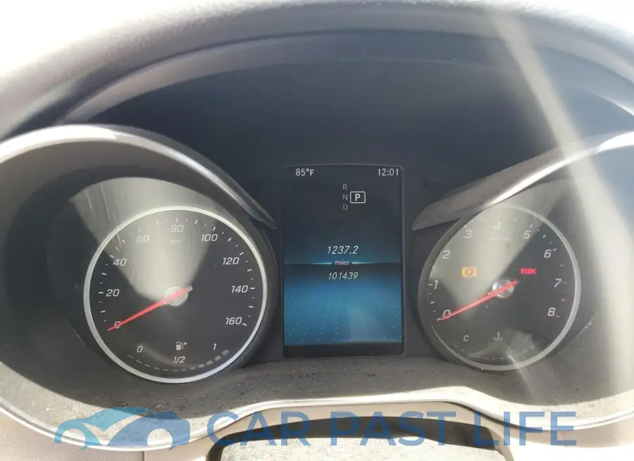 WDDWF8DB9KR515666# 9