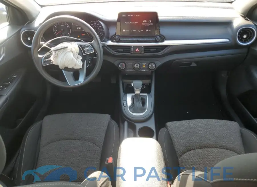 3KPF24AD6NE493940# 8