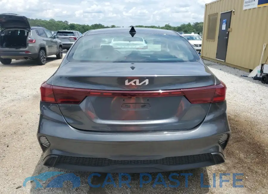 3KPF24AD6PE622097# 6