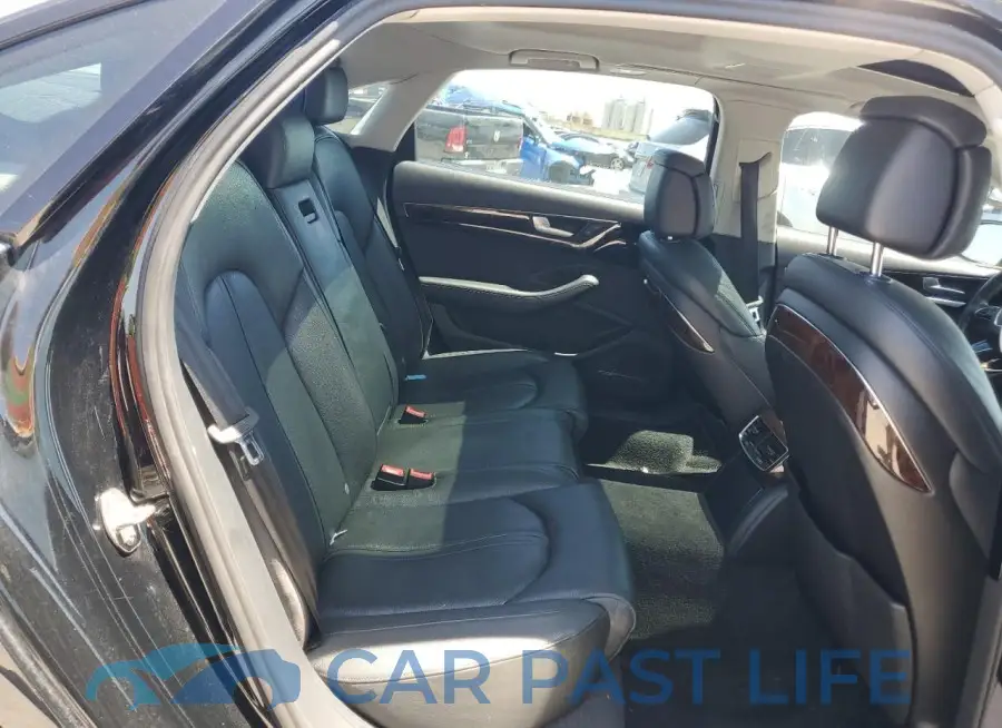 WAU44AFD0JN000880# 10