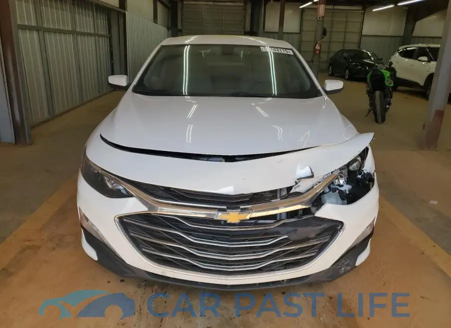 1G1ZD5ST9MF028424# 5
