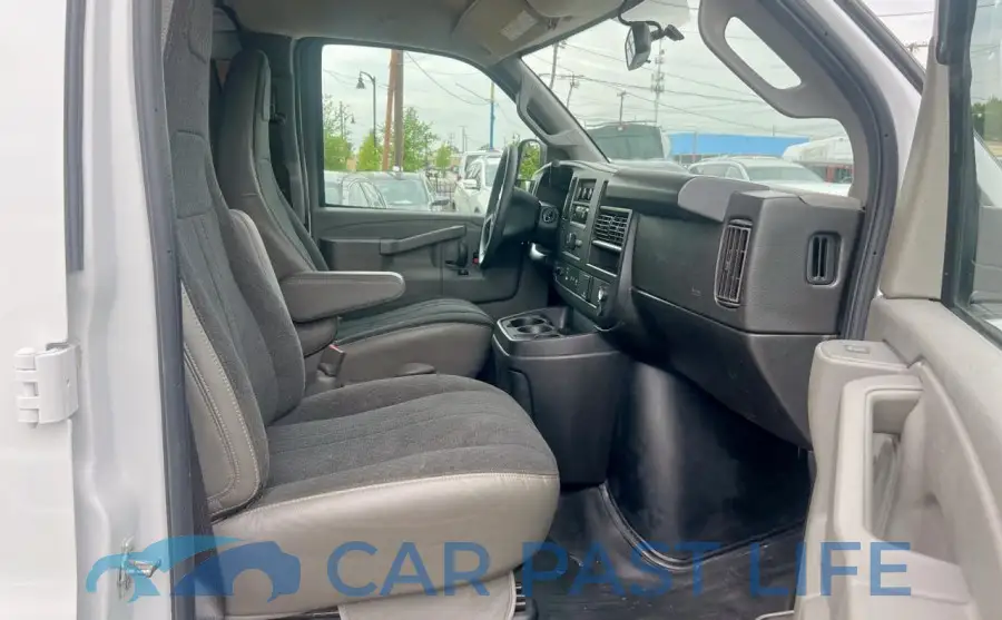 1GTW7AFP6N1143424# 5