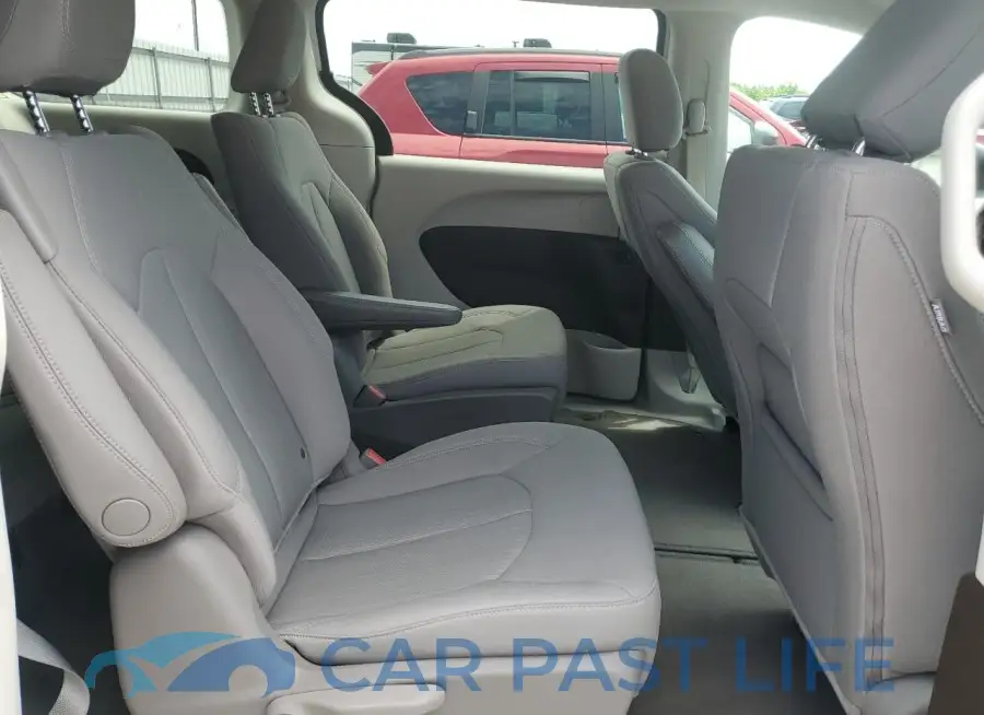 2C4RC1CG6MR500561# 11
