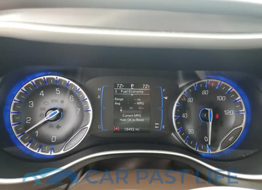 2C4RC1CG6MR500561# 9