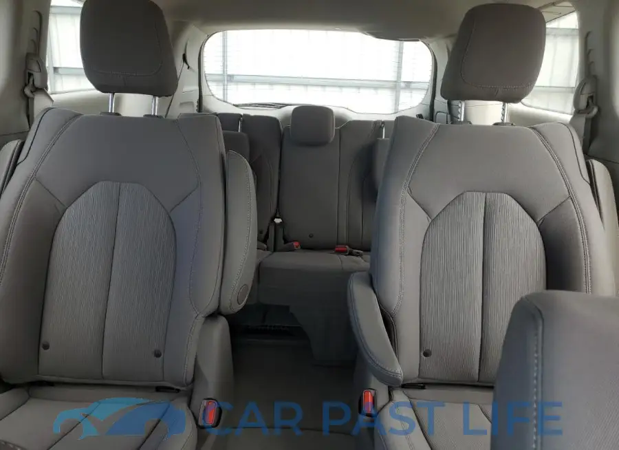 2C4RC1CG6MR500561# 10