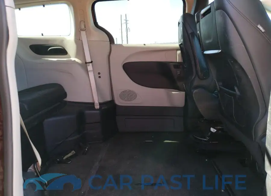 2C4RC1EG6JR171496# 11