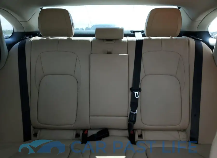 SAJBJ4BV9HCY37427# 10