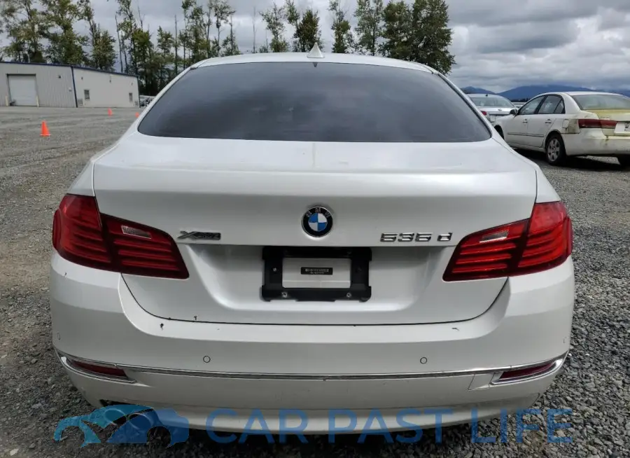 WBAFV3C58GD687510# 6
