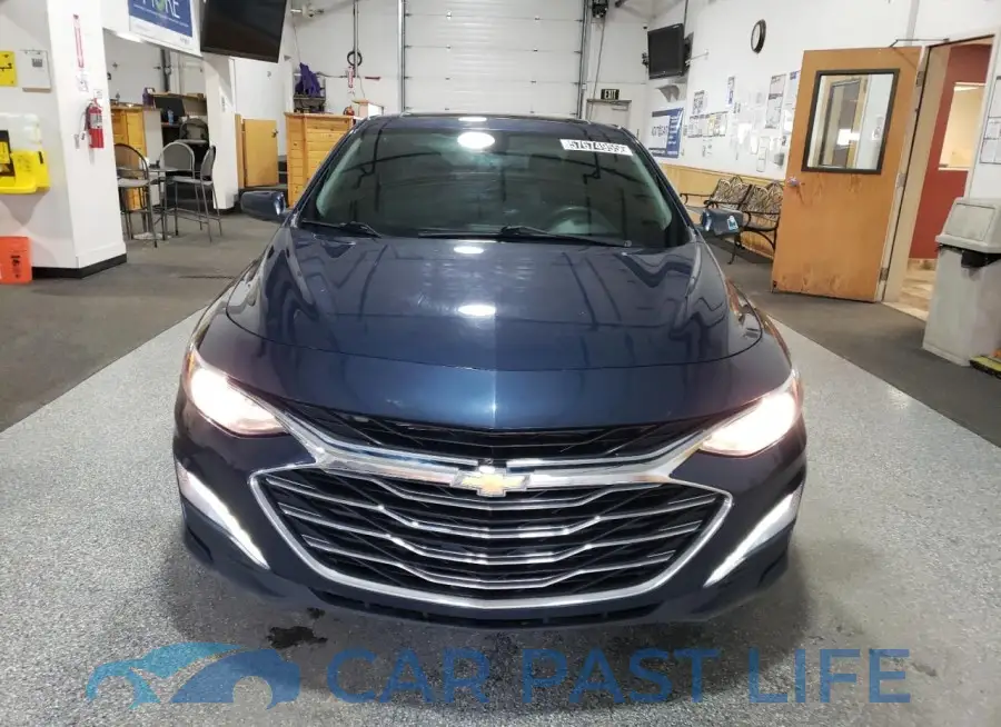 1G1ZD5ST8KF218440# 5