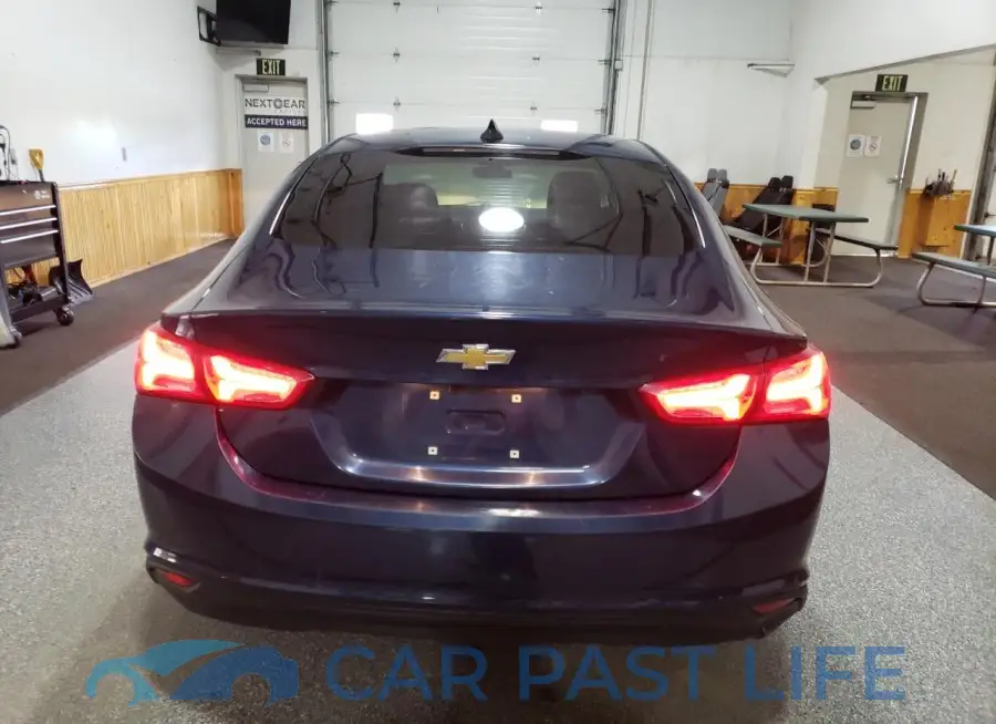 1G1ZD5ST8KF218440# 6