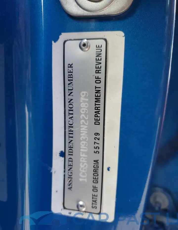 1C6SRFU93NN229879# 13