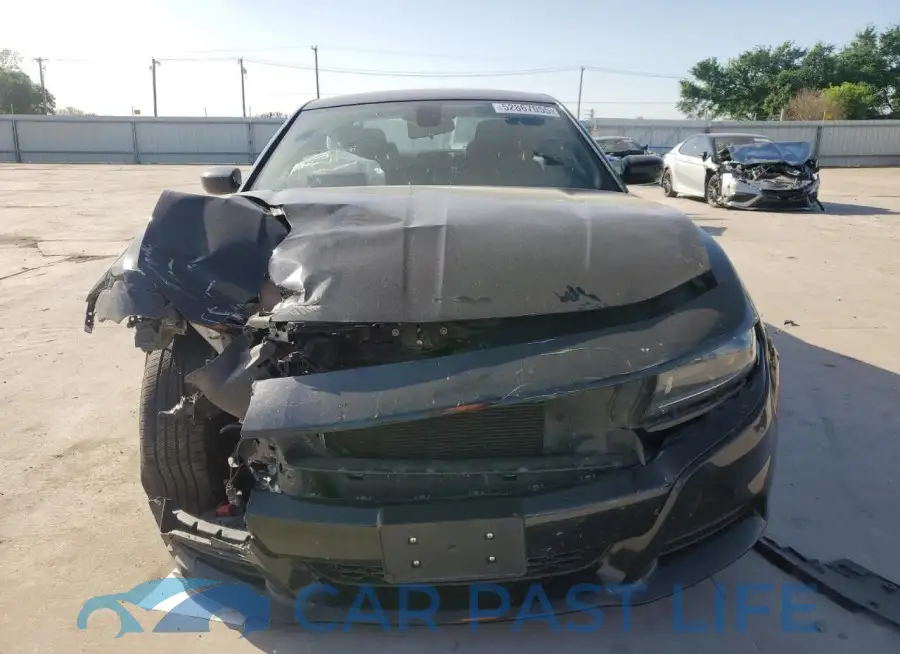 2C3CDXBG8NH247987# 5