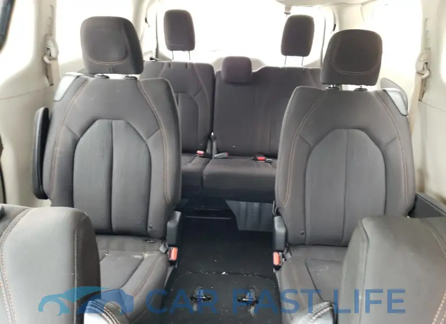 2C4RC1FG4JR271448# 10