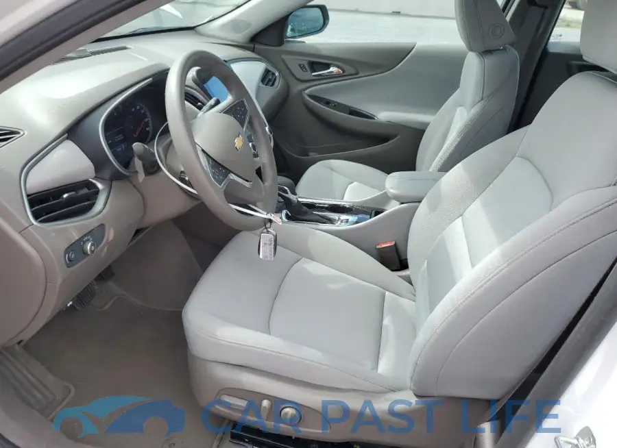 1G1ZD5ST6SF124444# 7