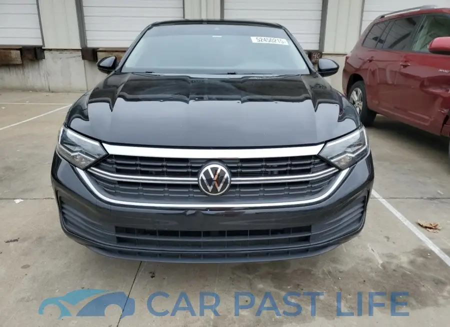 3VW7M7BU2PM057963# 5