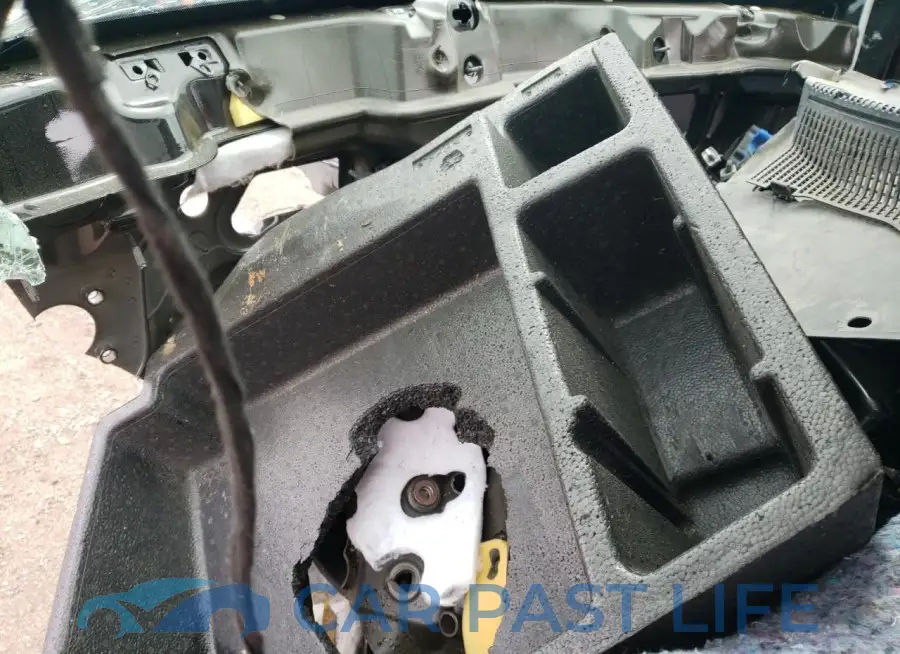 2C3CDXGJ5HH600355# 9