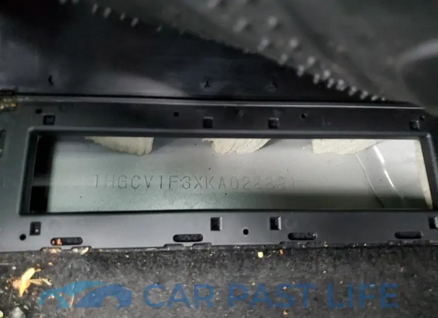 1HGCV1F3XKA028831# 12