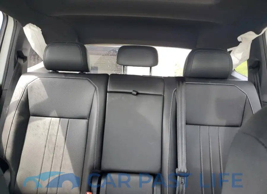3VV8B7AX7RM117751# 10