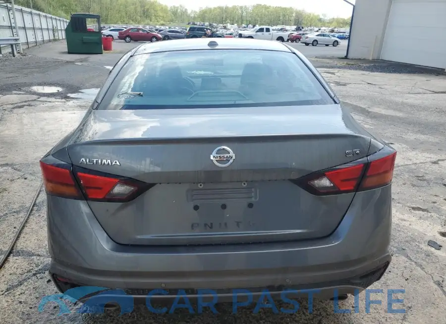 1N4BL4CV4LC129611# 6
