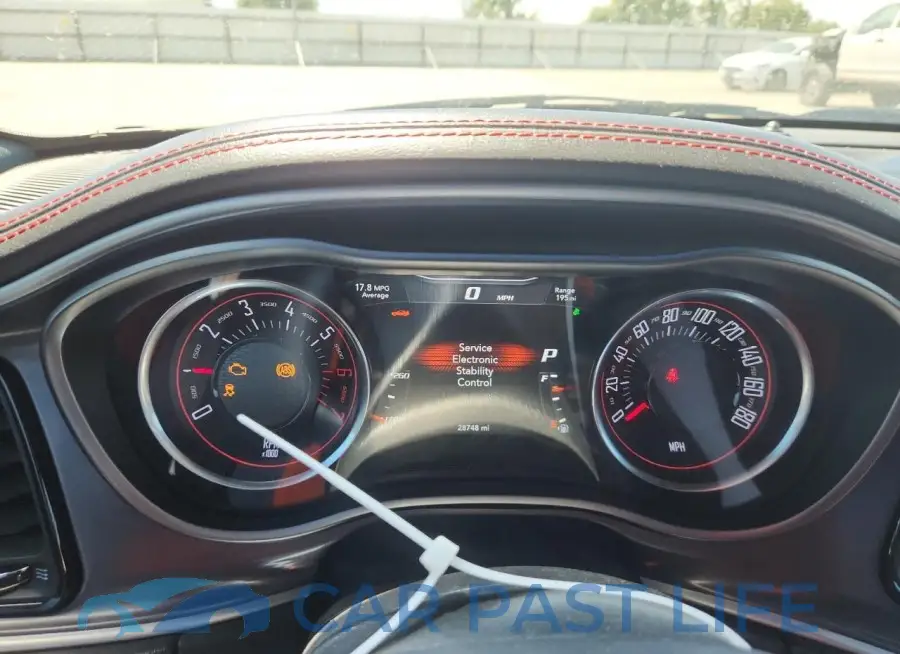 2C3CDZFJ8MH594266# 9