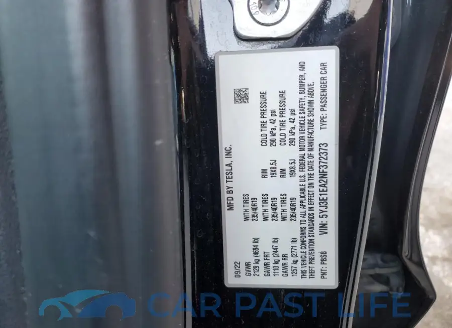 5YJ3E1EA2NF372373# 12