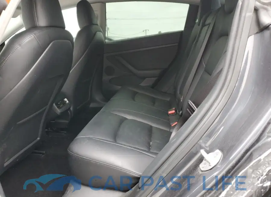 5YJ3E1EB1PF676192# 10