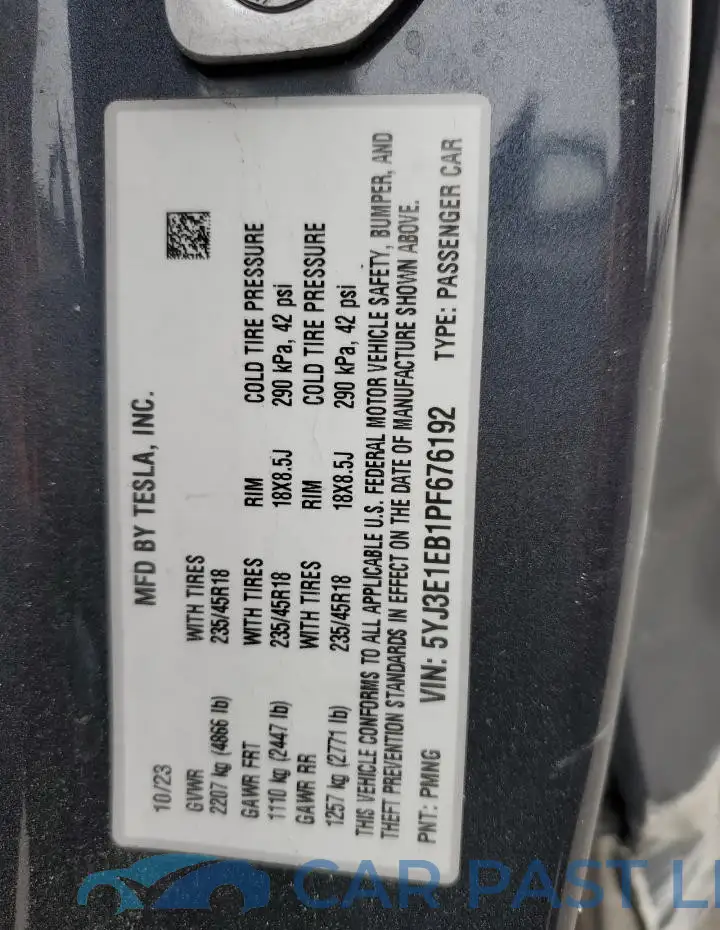 5YJ3E1EB1PF676192# 12