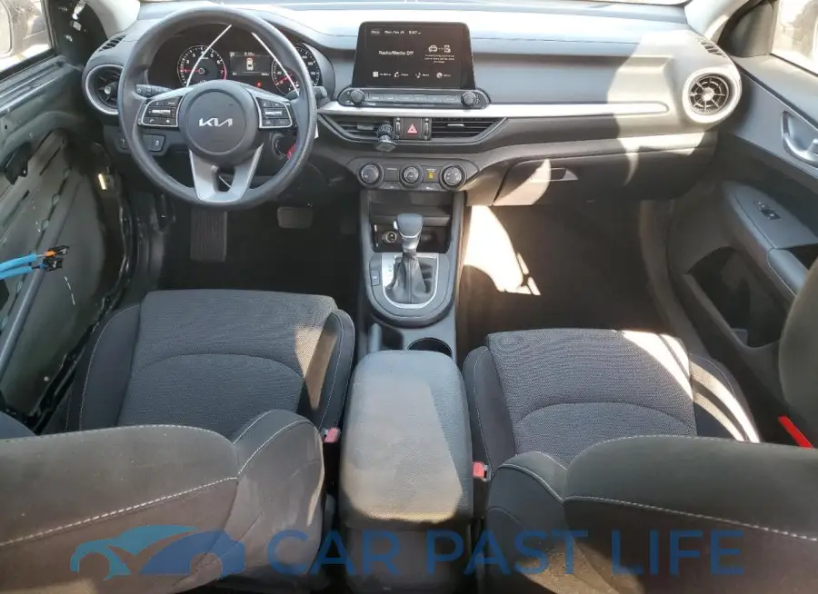 3KPF24AD3RE795577# 8