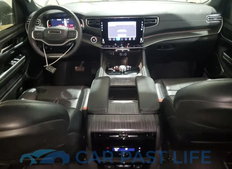 1C4SJSBP0RS101391# 8