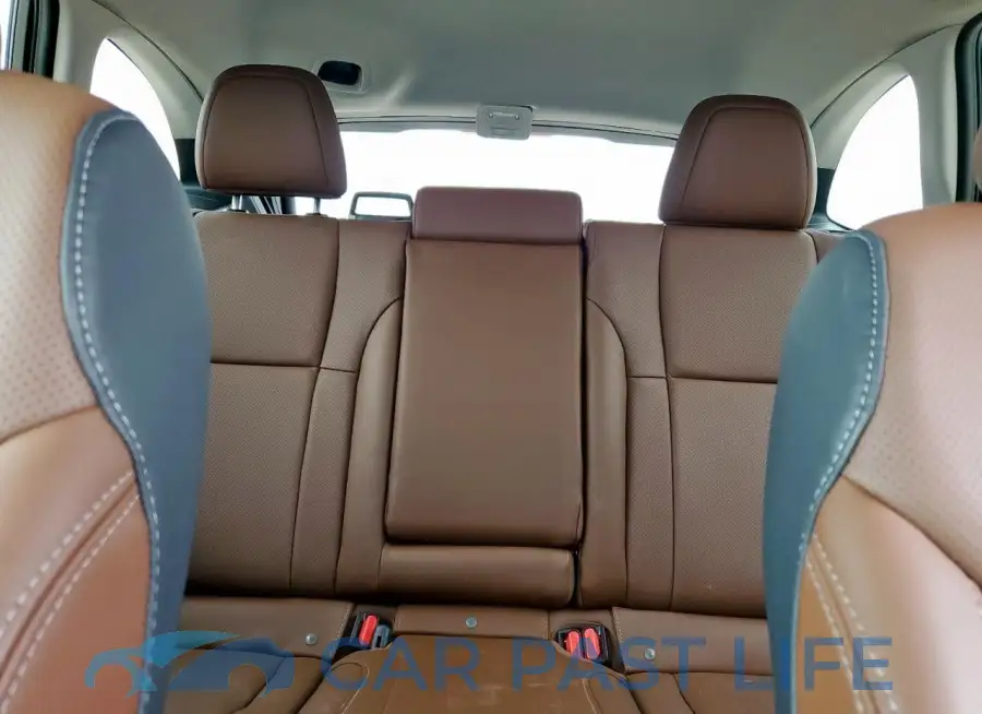 4S4BTGPD5R3257325# 10
