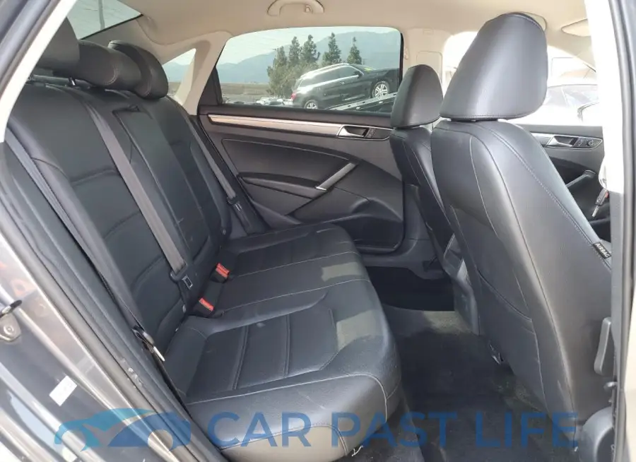 1VWDT7A31HC069989# 10
