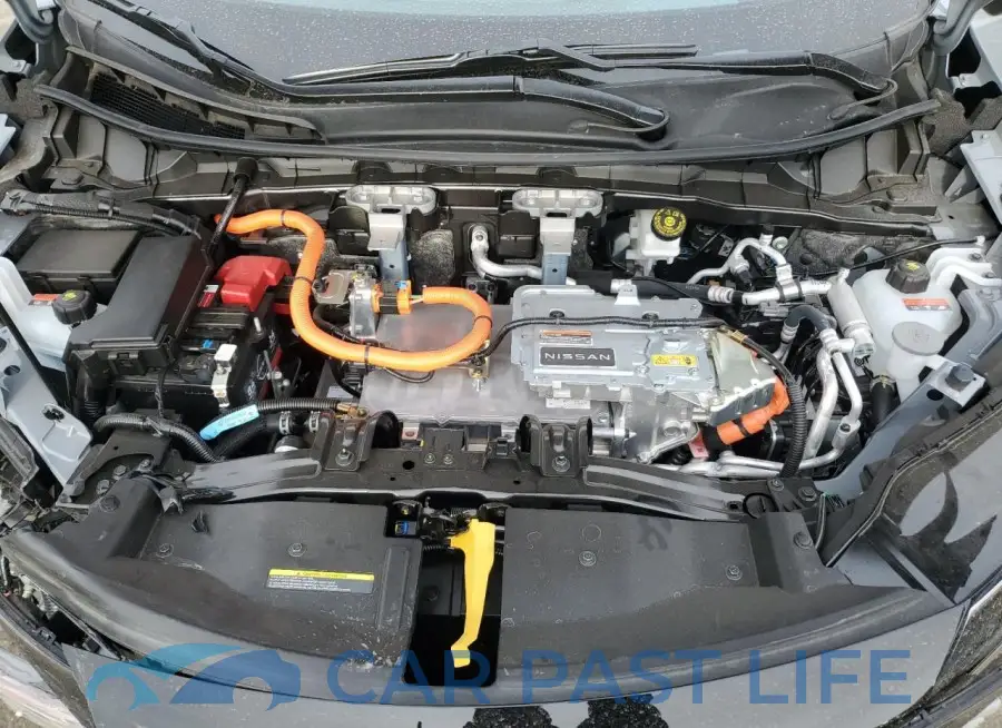 JN1DF0CD6RM742832# 11