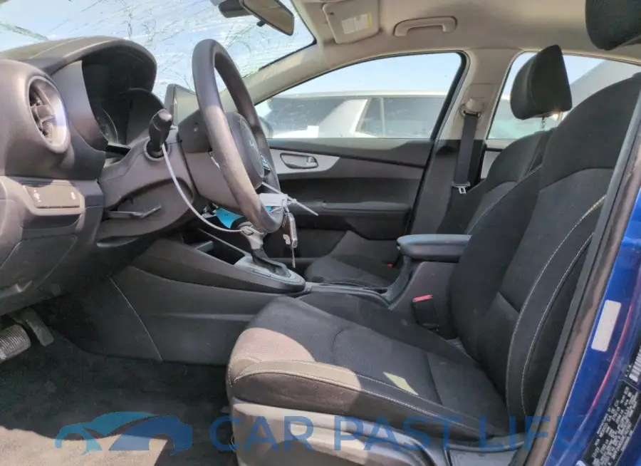 3KPF24AD2RE742997# 7