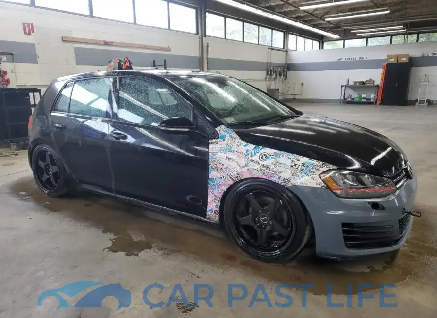 3VW117AU5HM070868# 4