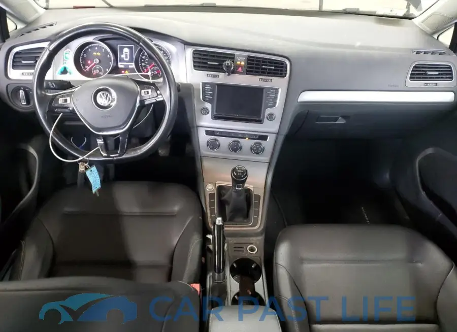 3VW117AU5HM070868# 8