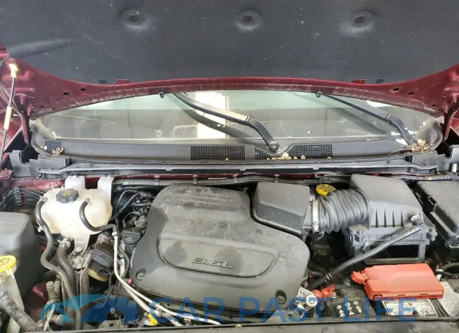 2C4RC1BG8MR513572# 12