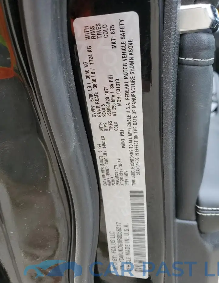 1C4RJKDG0R8556217# 14