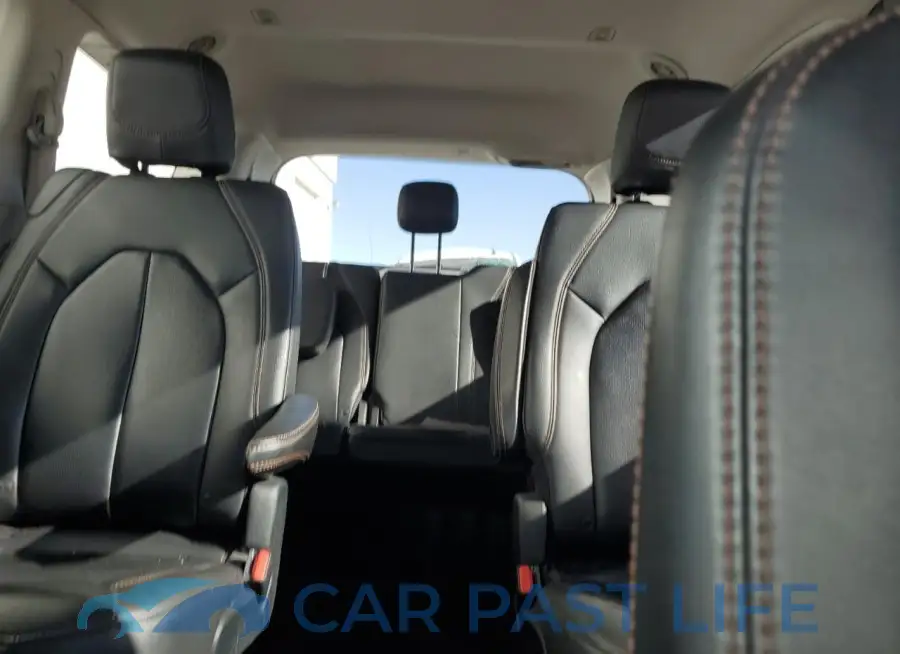 2C4RC1EG7HR578446# 10