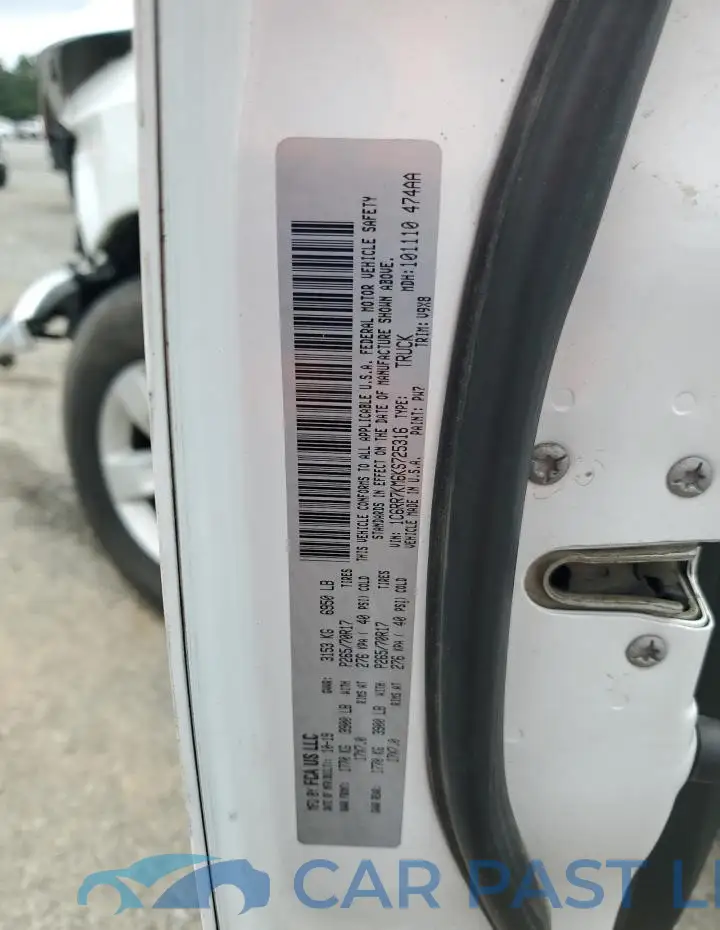 1C6RR7KM6KS725316# 12