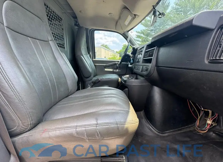 1GTZ7HFG8J1285998# 5