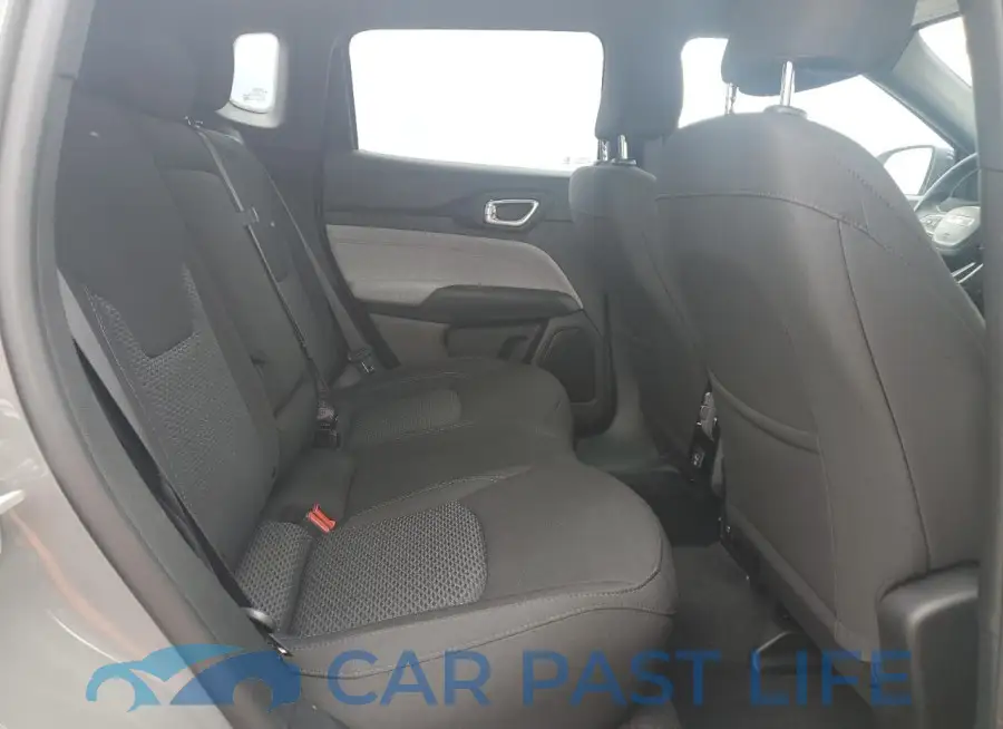 3C4NJDAN9RT600164# 11