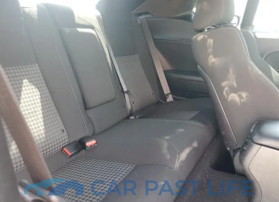 2C3CDZJG8NH249512# 10