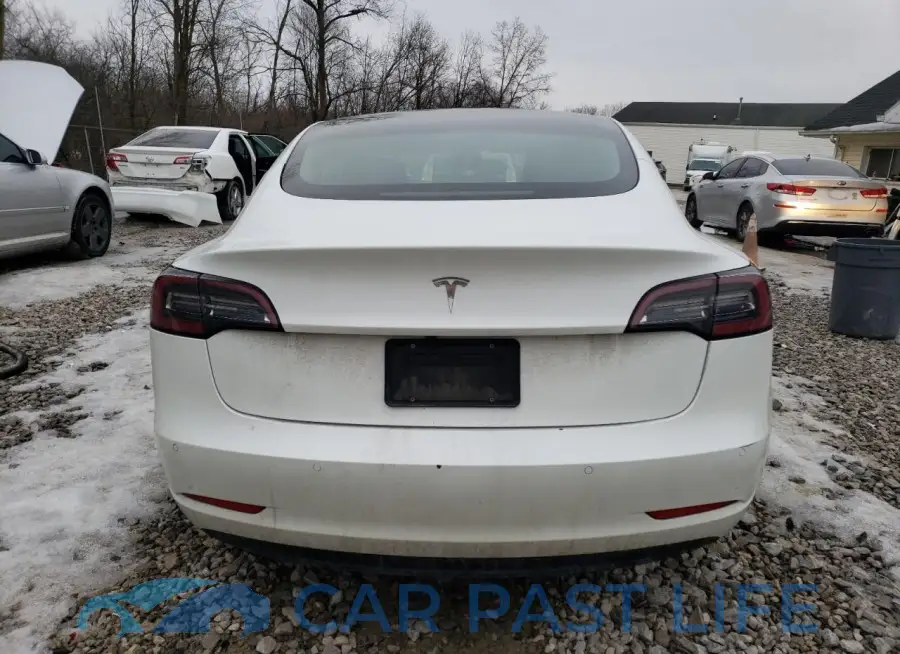 5YJ3E1EAXNF118748# 6