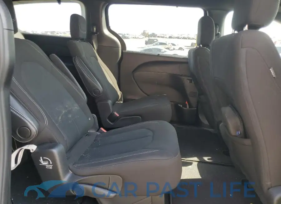 2C4RC1FG1LR242086# 11