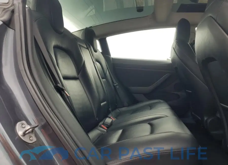 5YJ3E1EAXNF371505# 10