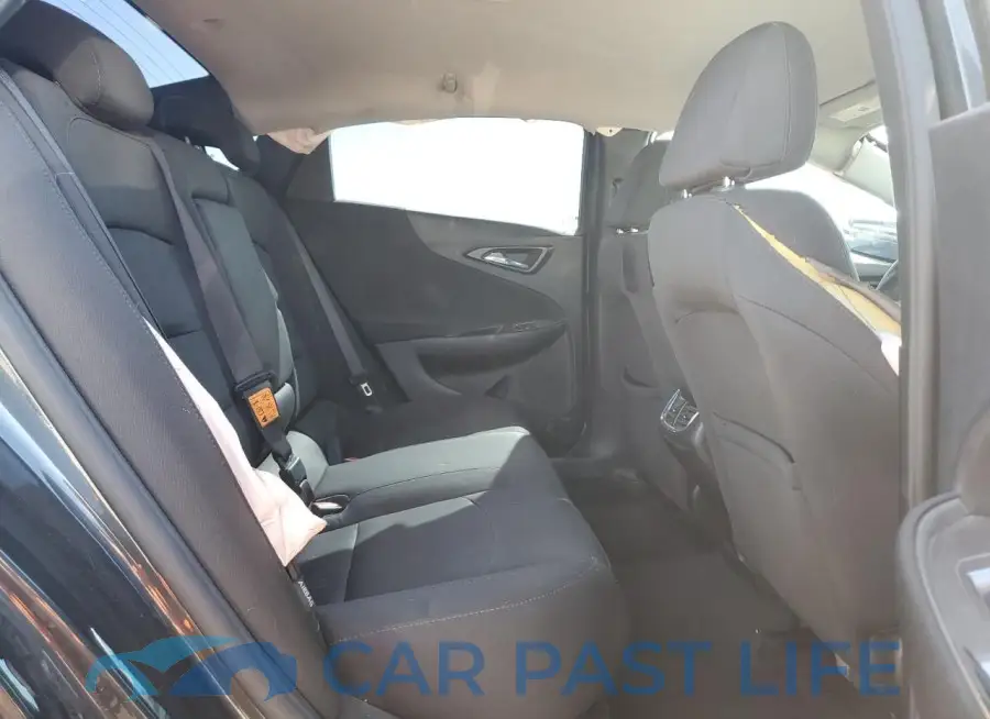 1G1ZD5STXJF250658# 10