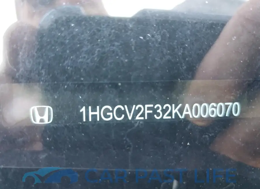 1HGCV2F32KA006070# 12