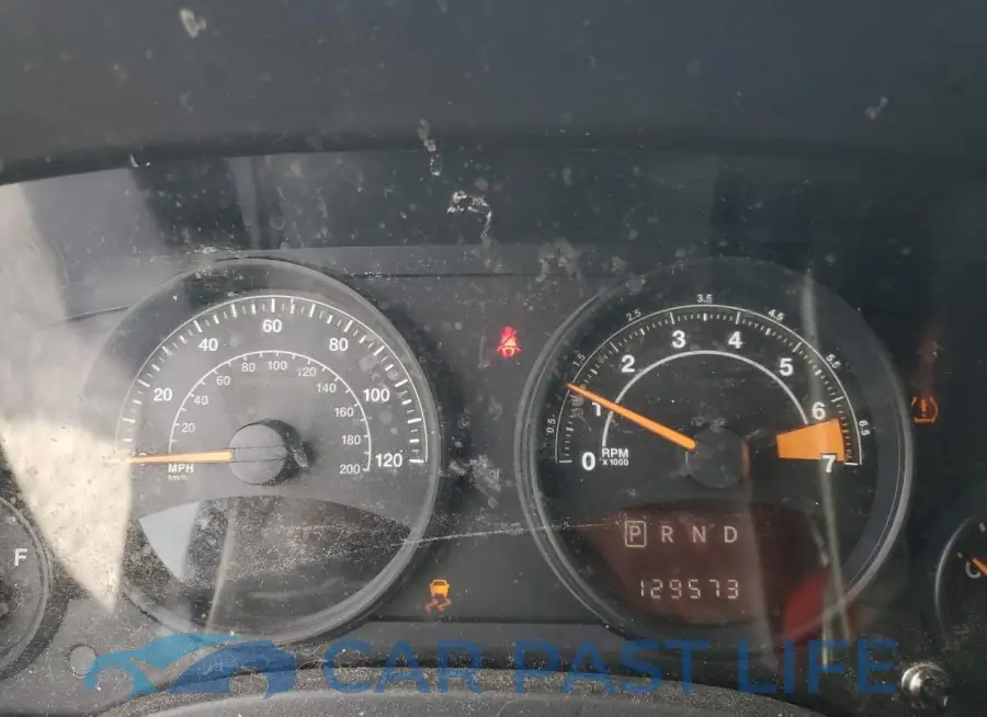 1C4NJPFB6GD502454# 9
