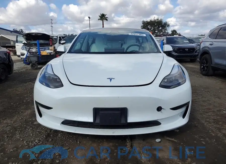 5YJ3E1EA9PF713917# 5