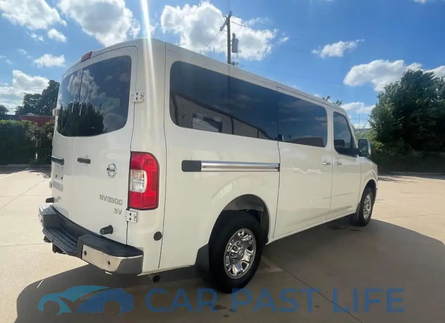 5BZBF0AA9KN851136# 4